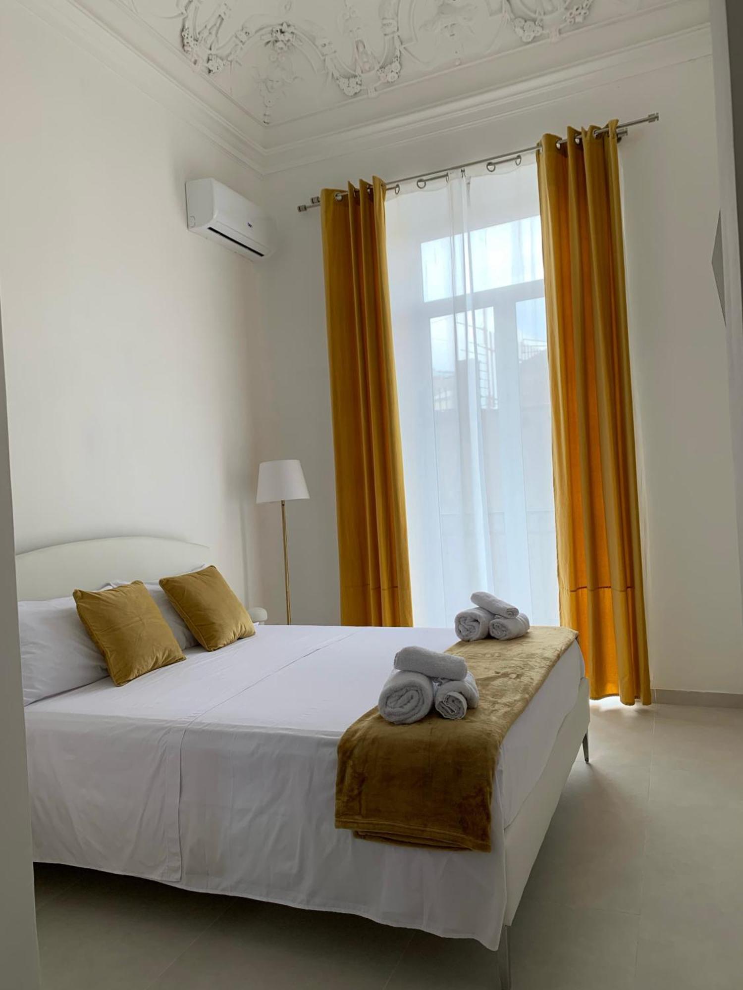 Cutelli Gold Bed & Breakfast Catania Ngoại thất bức ảnh